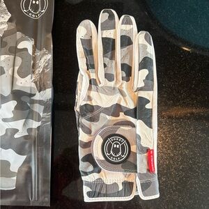 Ghost Golf Glove-NWT